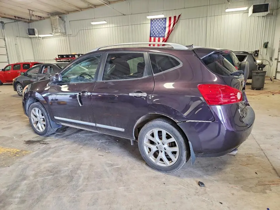 2011 NISSAN ROGUE S  