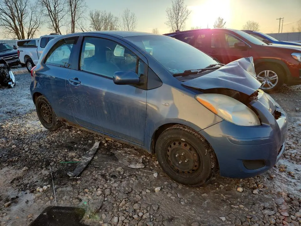 2010 TOYOTA YARIS BASE  