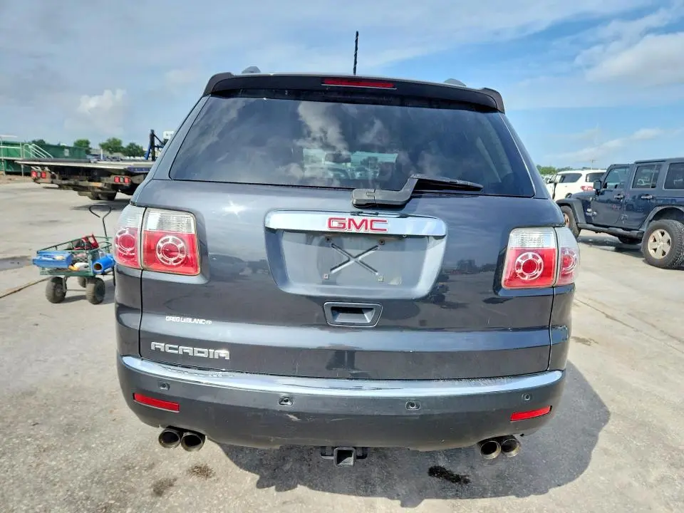 2012 GMC ACADIA SLT-1  