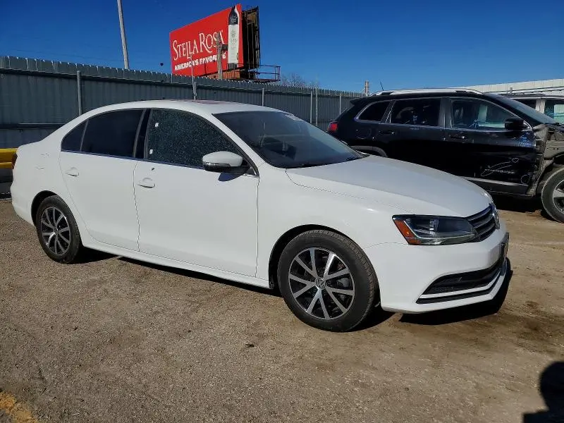 2017 VOLKSWAGEN JETTA   