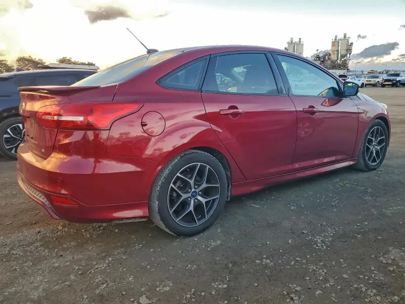 2015 FORD FOCUS SE  