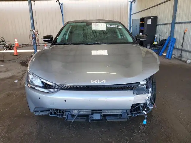 2024 KIA EV6 LIGHT  
