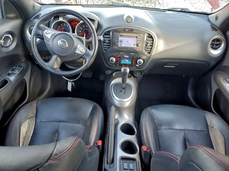 2011 NISSAN JUKE S  