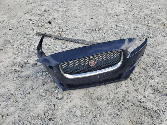 2017 JAGUAR XE   