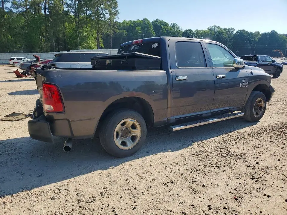 2014 RAM 1500 ST  