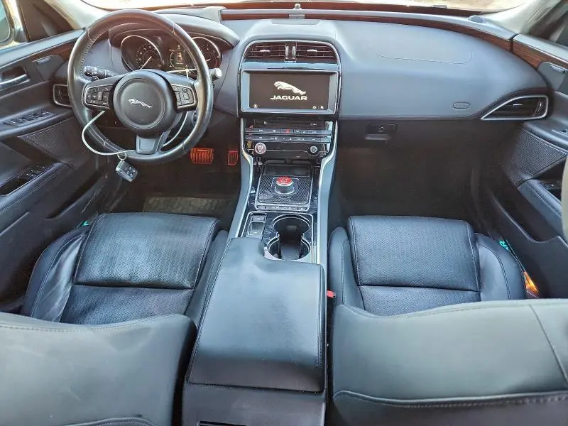 2017 JAGUAR XE FIRST EDITION  