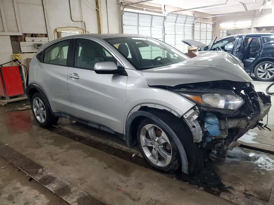 2016 HONDA HR-V LX  