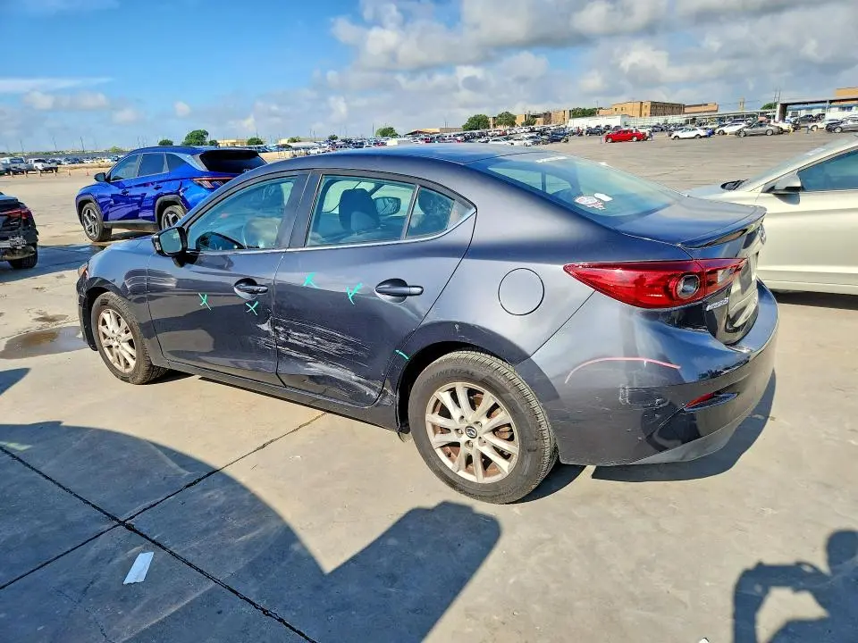 2016 MAZDA 3 TOURING  