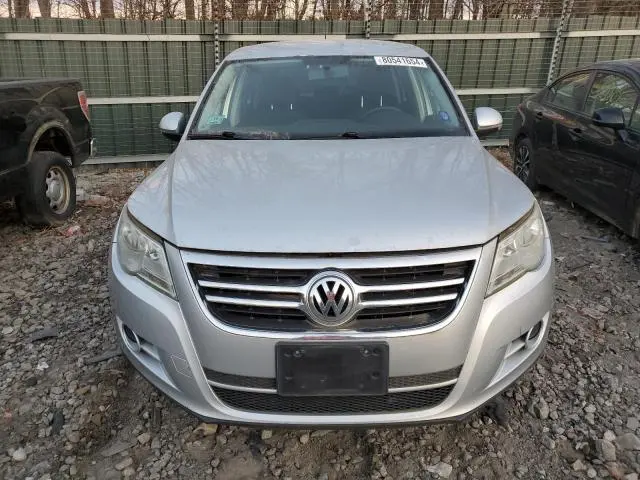 2011 VOLKSWAGEN TIGUAN S