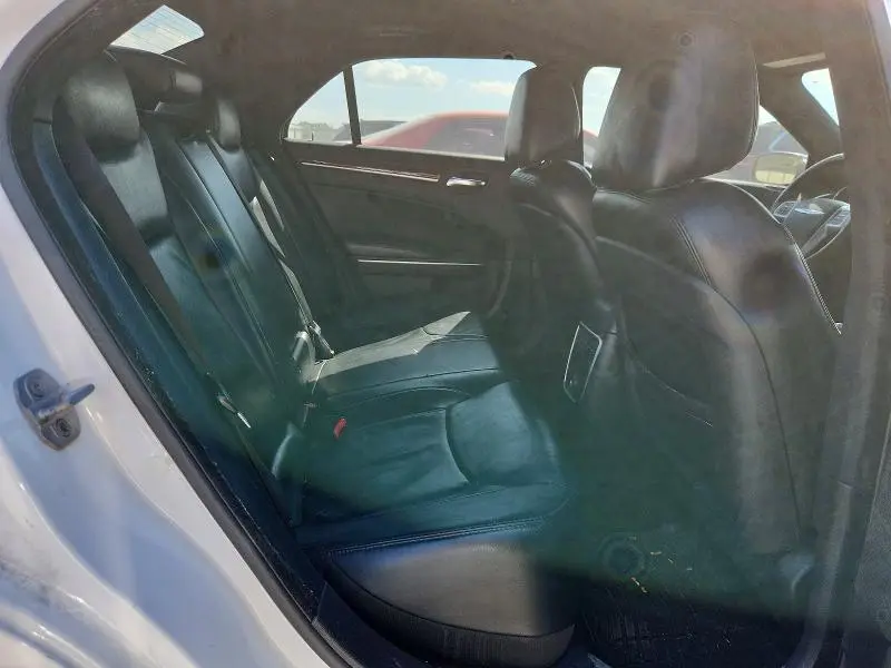 2012 CHRYSLER 300 LIMITED  