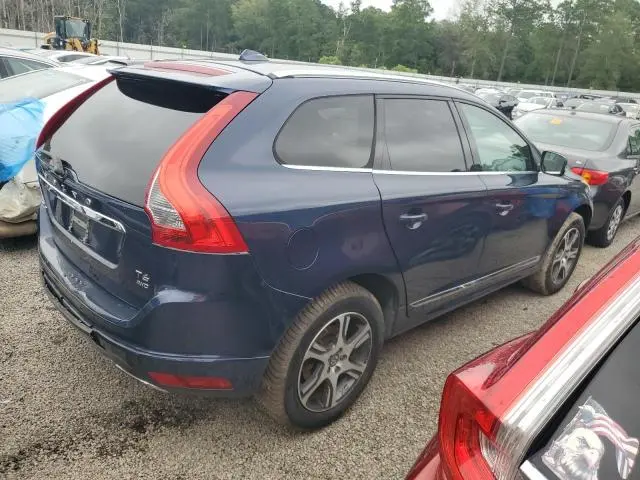 2015 VOLVO XC60 T6 PREMIER  