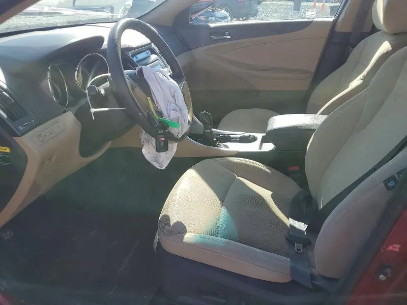 2011 HYUNDAI SONATA GLS  