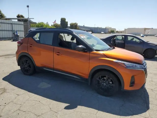 2023 NISSAN KICKS SR  