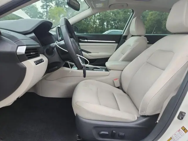 2019 NISSAN ALTIMA SV  