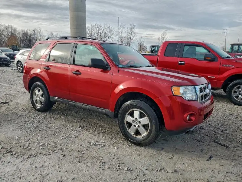 2012 FORD ESCAPE XLT  