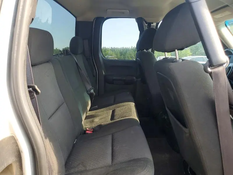 2013 CHEVROLET SILVERADO C1500 LT  