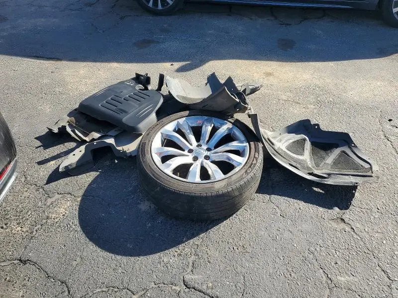 2019 CHRYSLER 300 LIMITED  