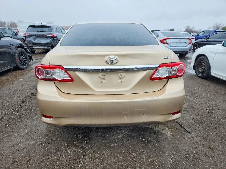 2011 TOYOTA COROLLA LE  