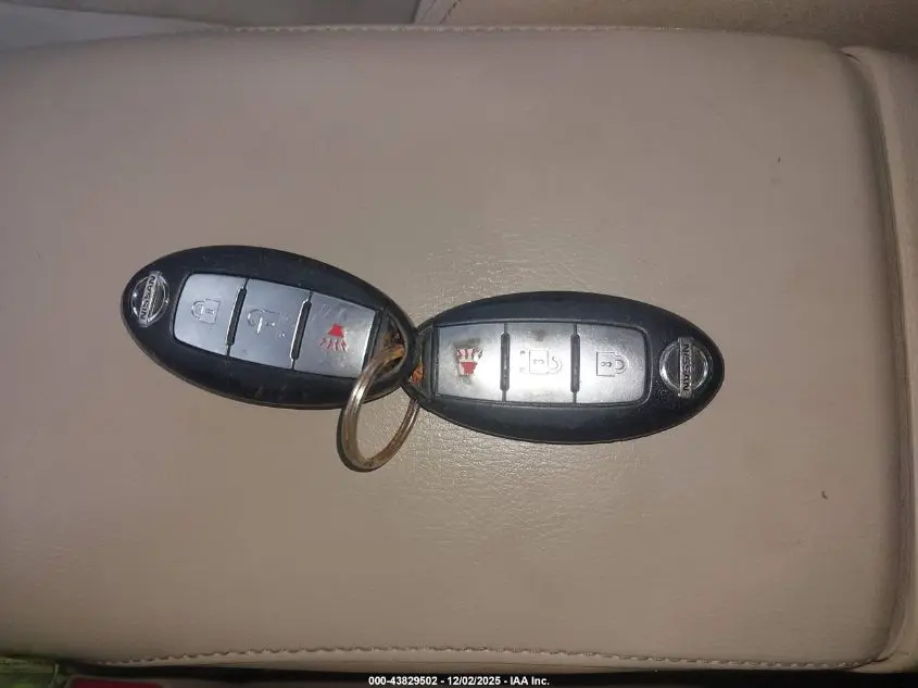 2015 NISSAN ROGUE SV