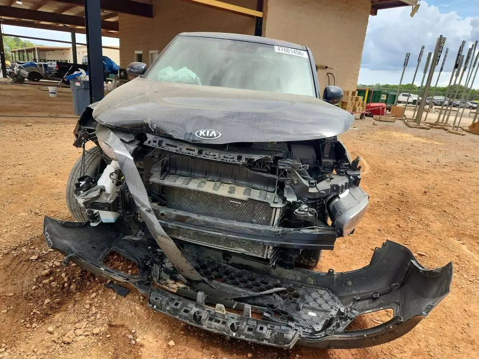 2021 KIA SOUL LX  