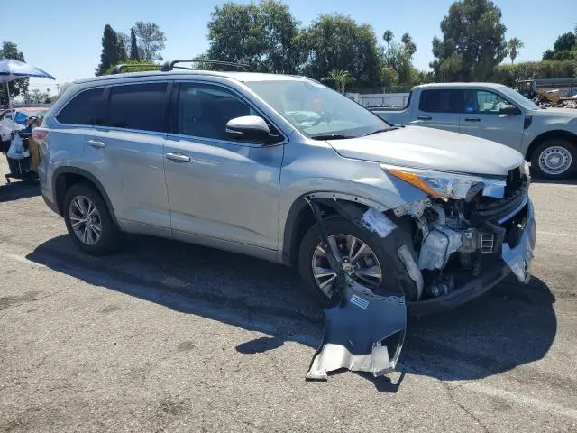 2015 TOYOTA HIGHLANDER XLE  