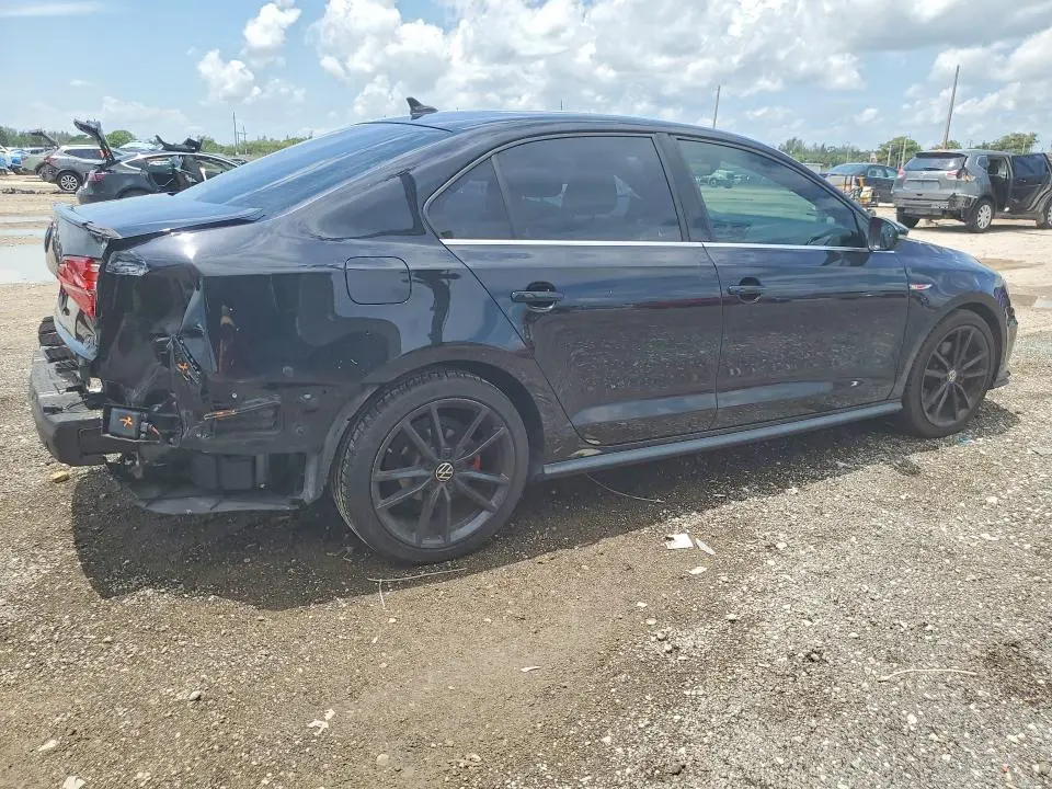 2017 VOLKSWAGEN JETTA GLI  