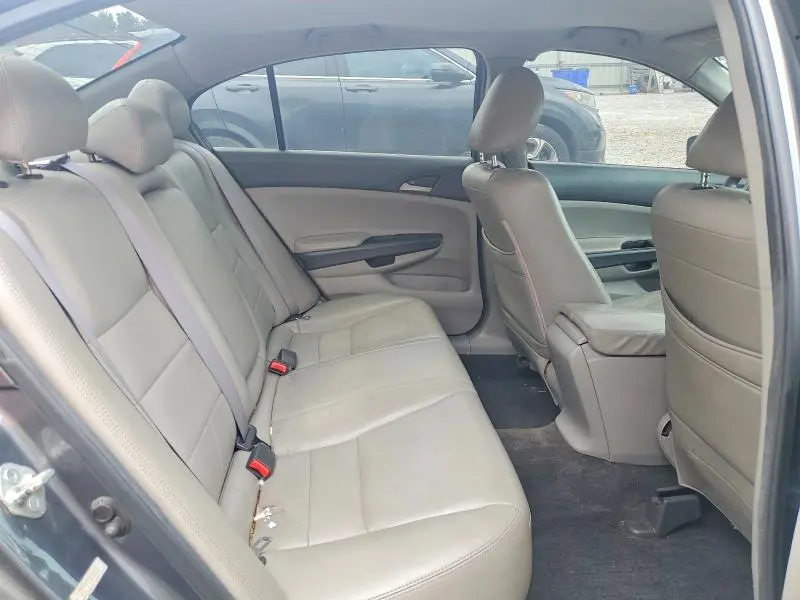 2010 HONDA ACCORD LXP  
