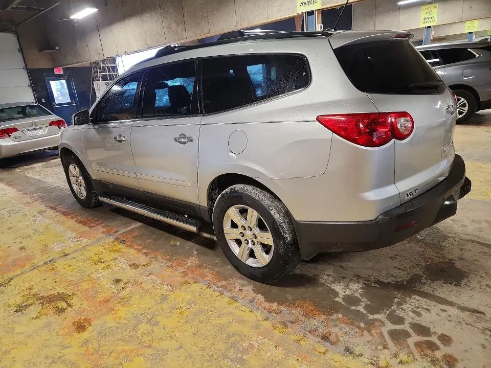 2012 CHEVROLET TRAVERSE LT  
