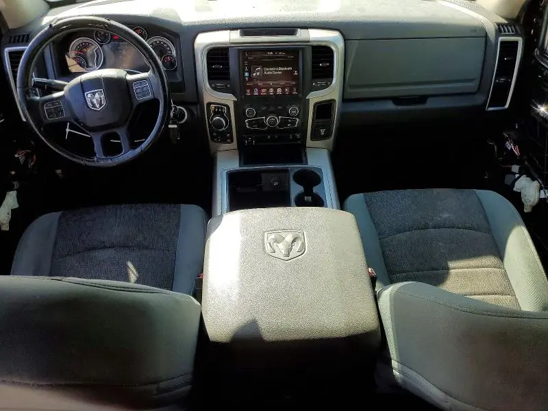 2014 RAM 1500 SLT  