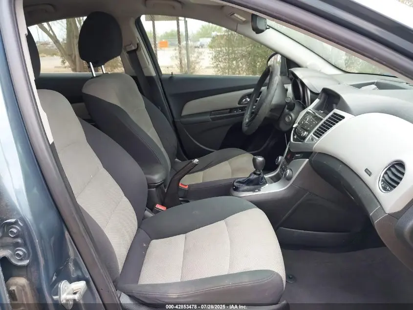 2012 CHEVROLET CRUZE LS