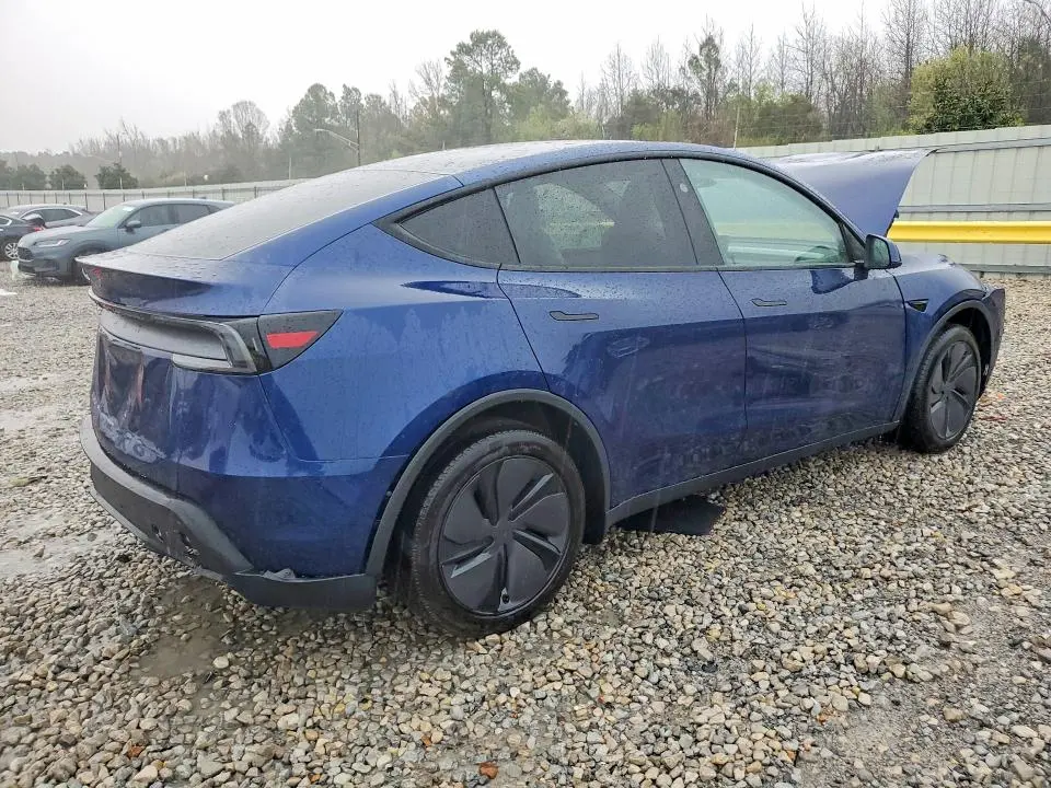 2026 TESLA MODEL Y   