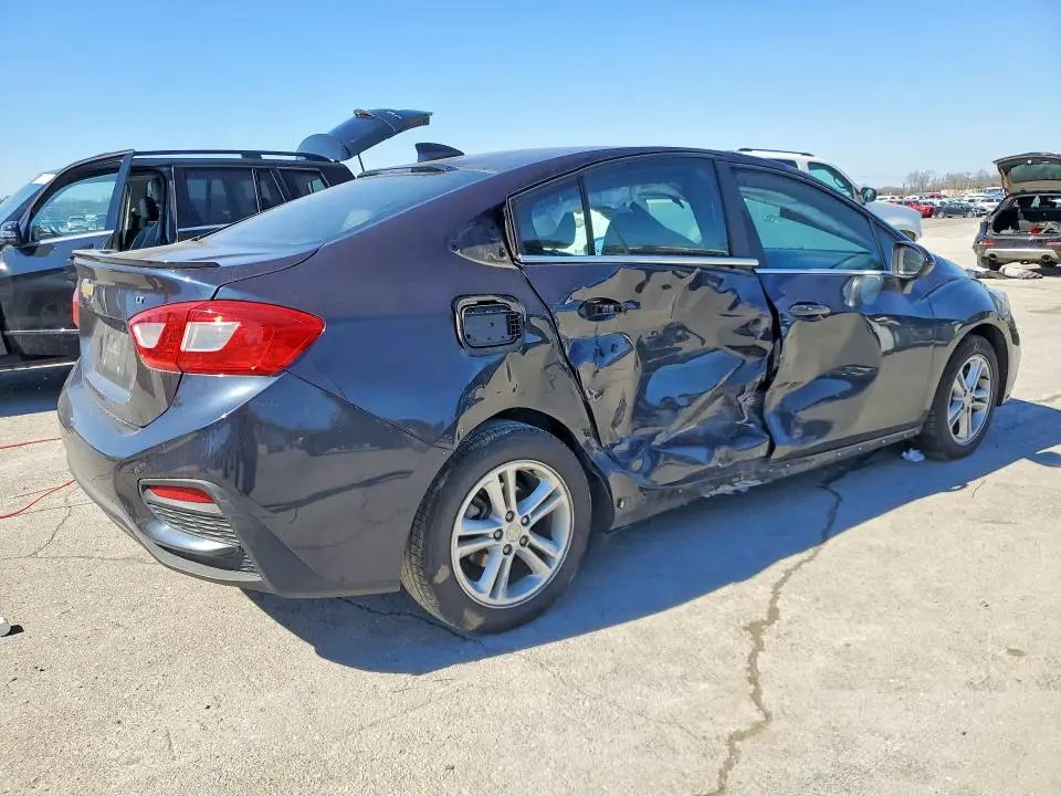 2016 CHEVROLET CRUZE LT  