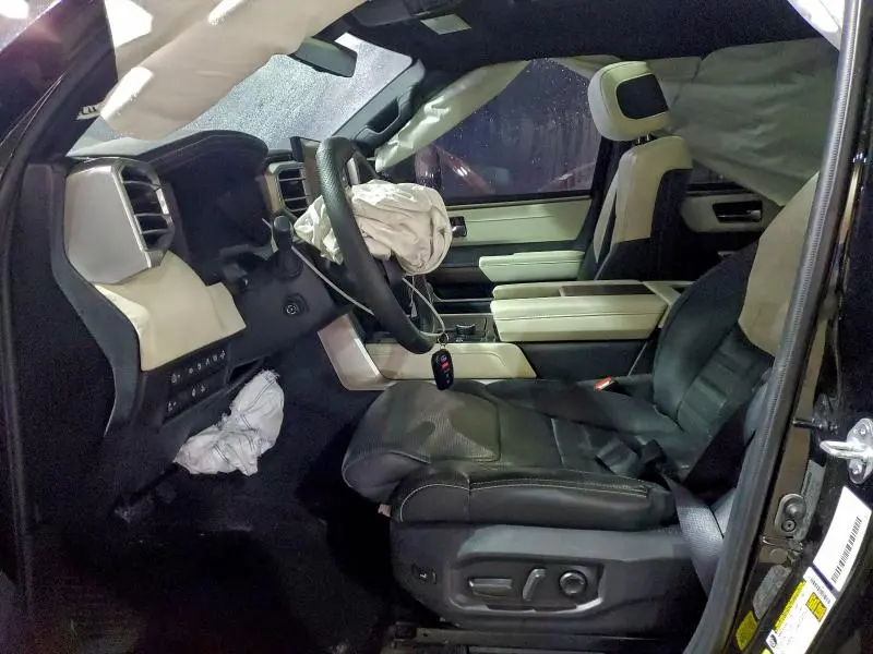 2023 TOYOTA TUNDRA CREWMAX CAPSTONE  