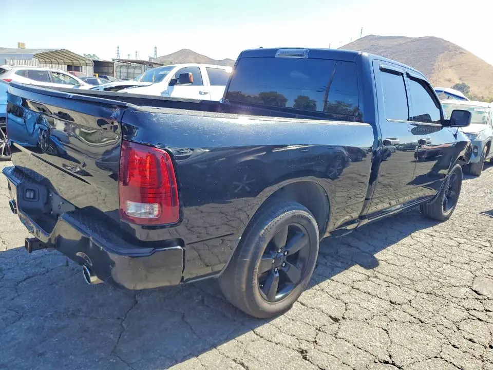 2015 RAM 1500 ST  