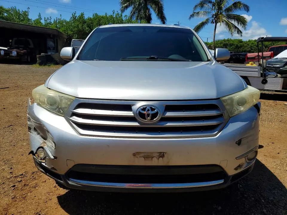 2013 TOYOTA HIGHLANDER BASE  