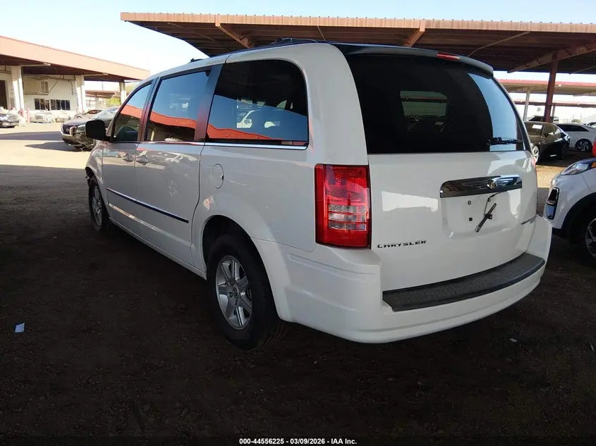 2010 CHRYSLER TOWN & COUNTRY TOURING