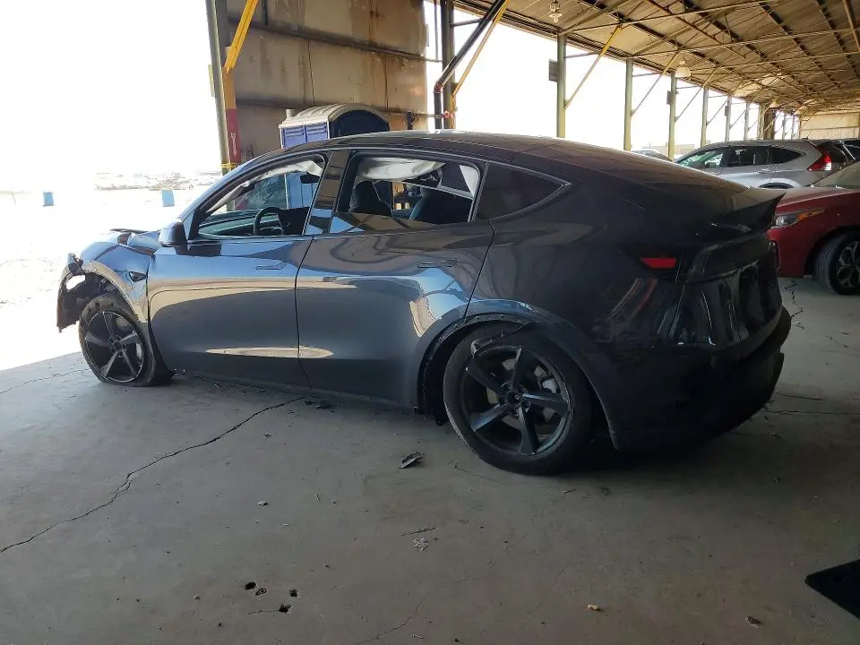 2026 TESLA MODEL Y   