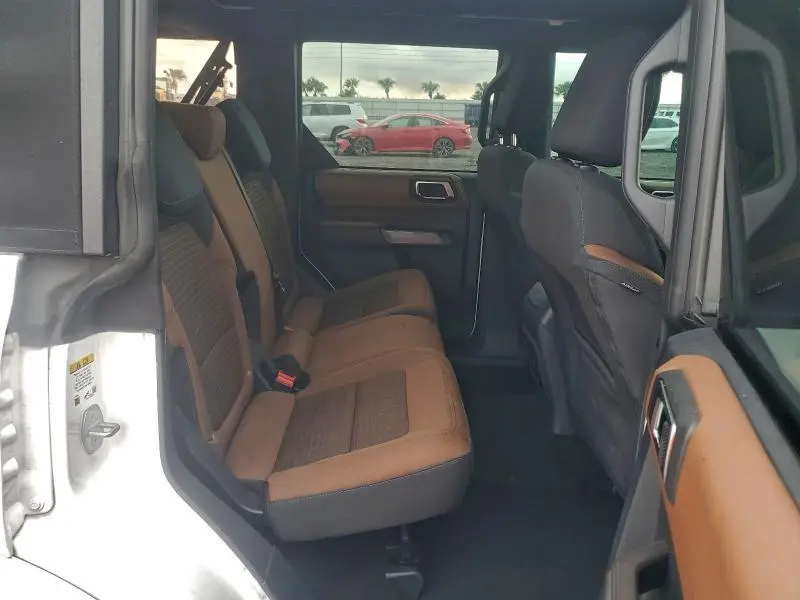 2022 FORD BRONCO BASE  