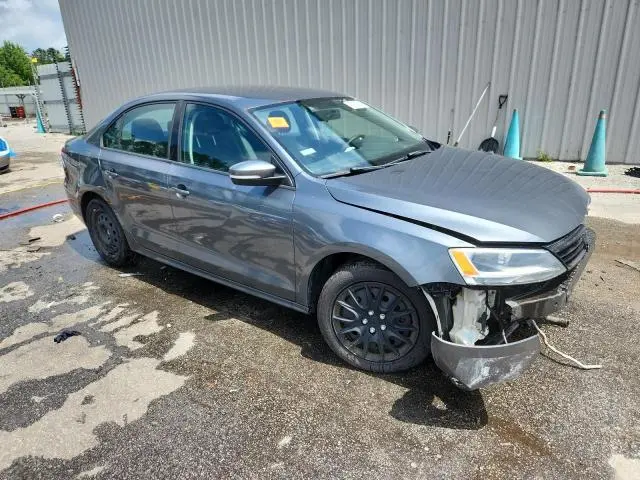 2011 VOLKSWAGEN JETTA SE  