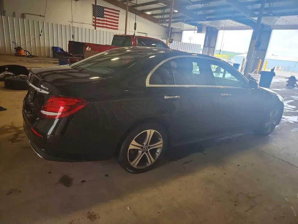 2019 MERCEDES-BENZ E 300 4MATIC  