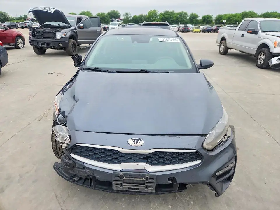 2019 KIA FORTE LXS  