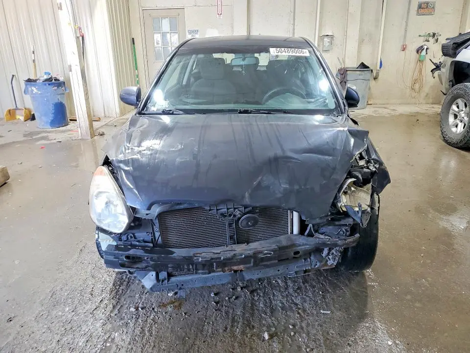 2010 HYUNDAI ACCENT GS  