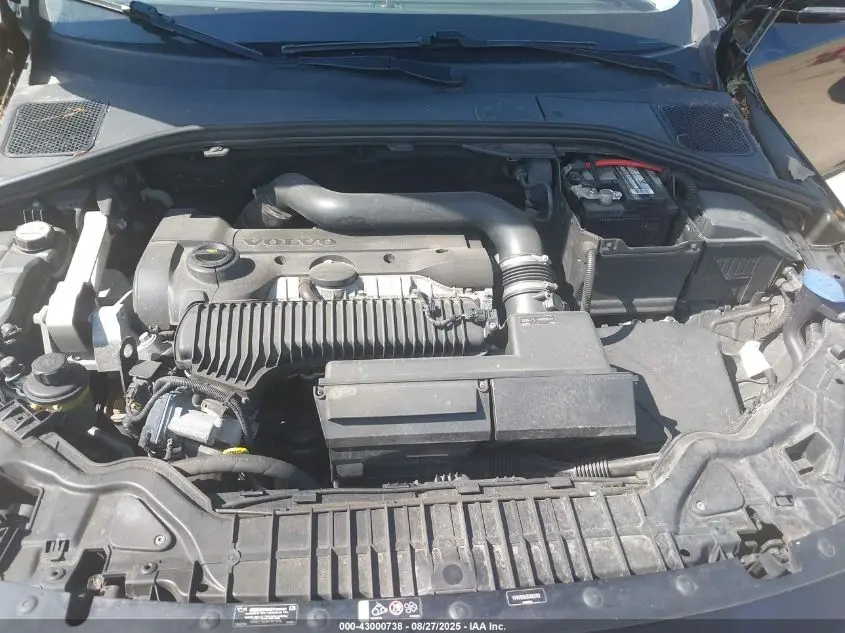 2016 VOLVO V60 CROSS COUNTRY T5