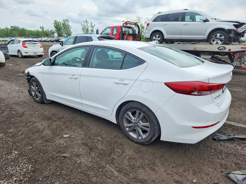 2017 HYUNDAI ELANTRA SE  