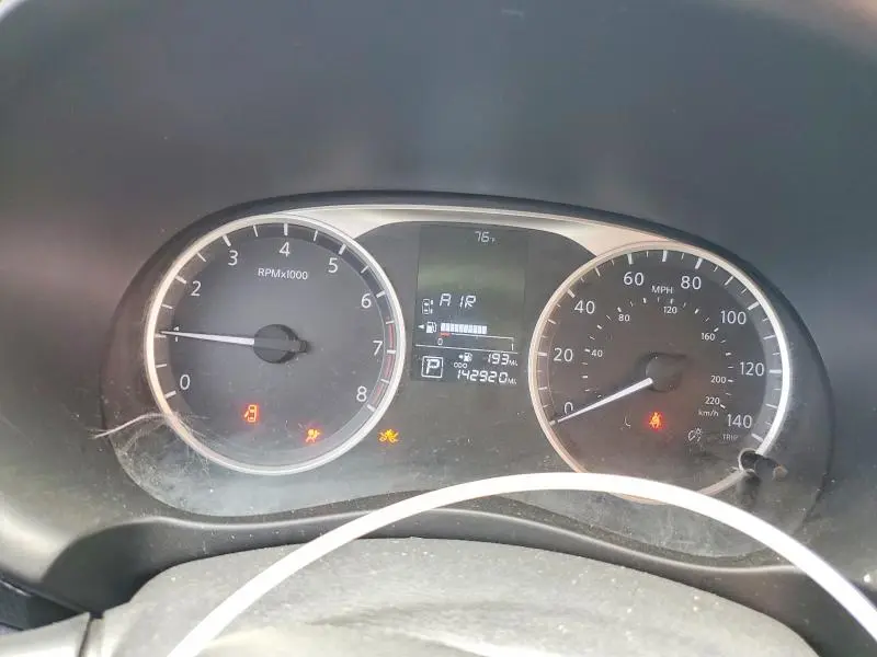 2019 NISSAN KICKS S  
