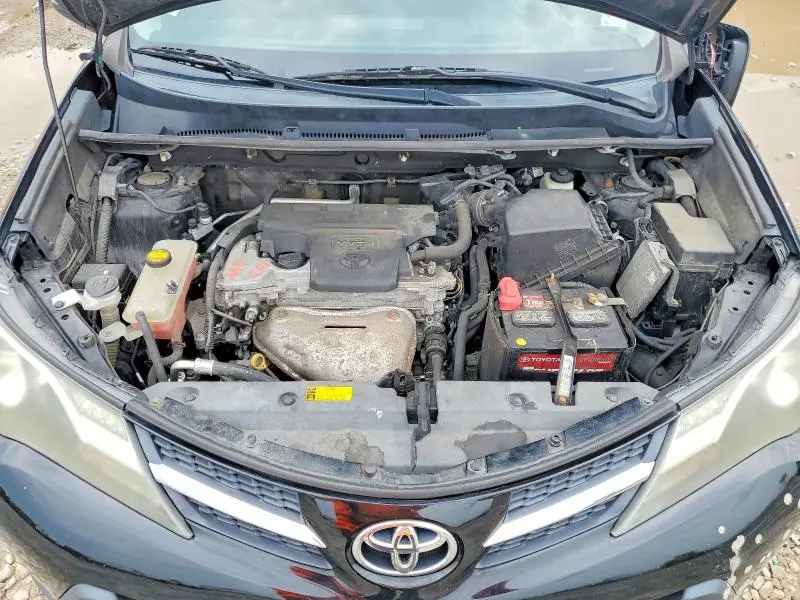 2014 TOYOTA RAV4 XLE  