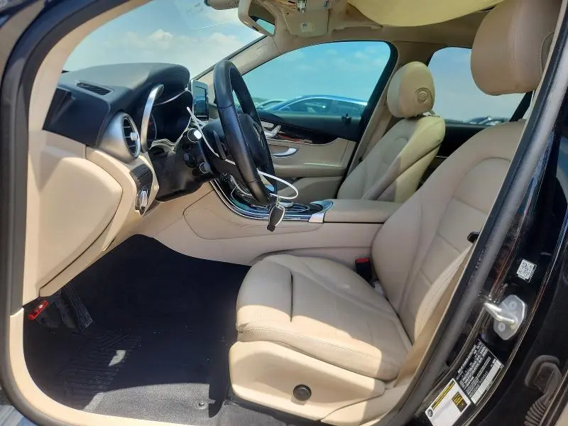 2018 MERCEDES-BENZ GLC 300  