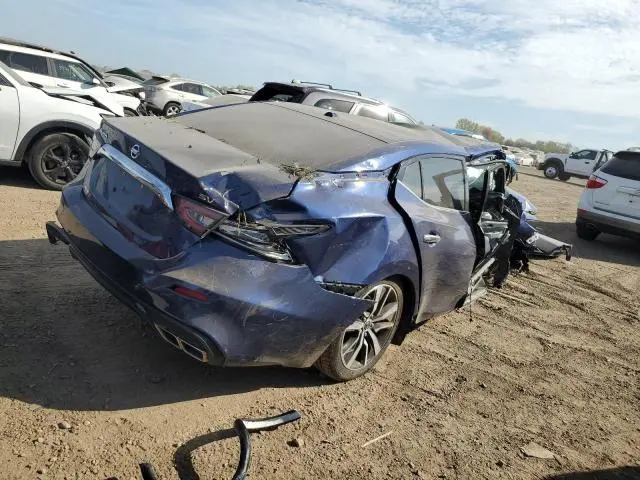 2022 NISSAN MAXIMA SV  