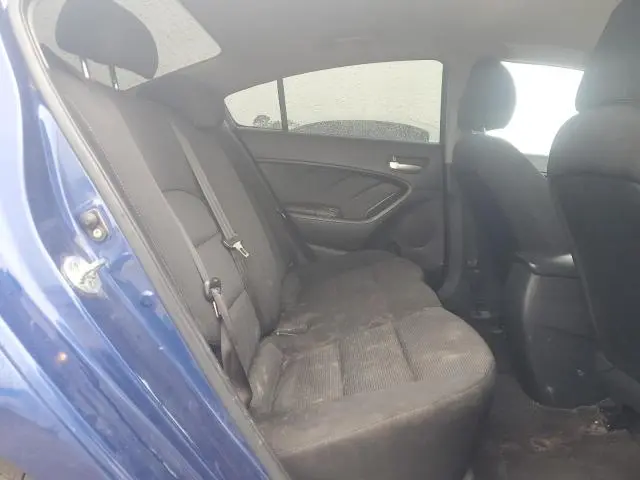 2017 KIA FORTE LX  