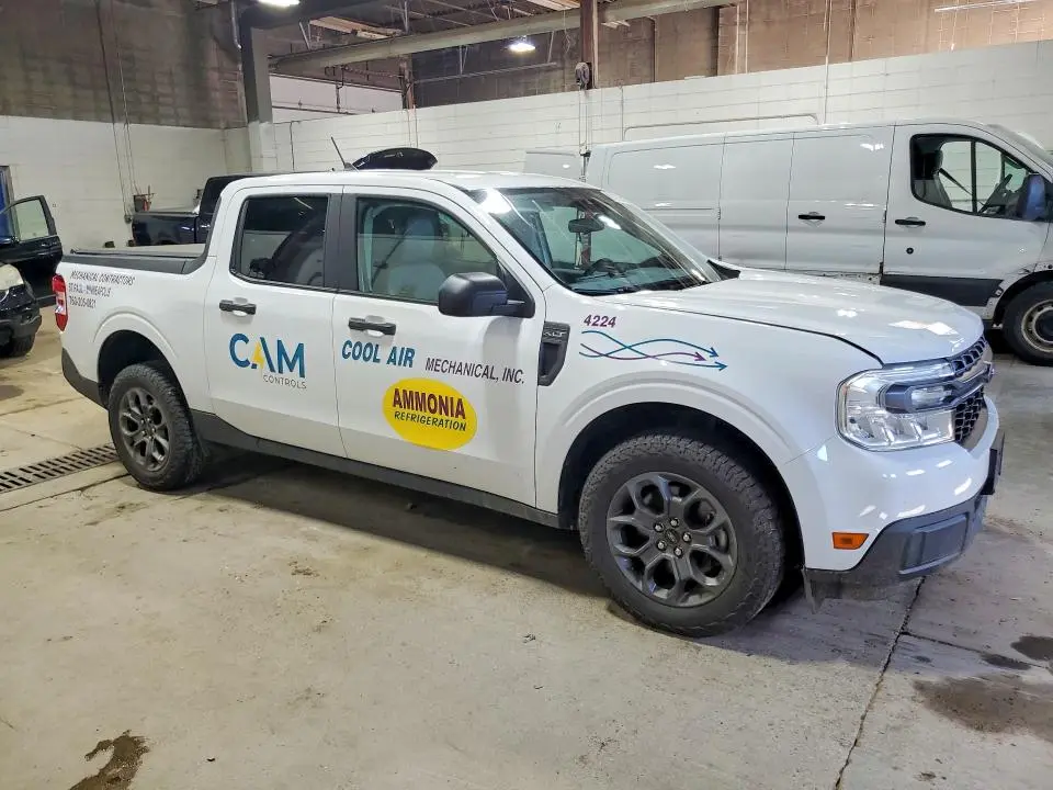 2024 FORD MAVERICK XLT  